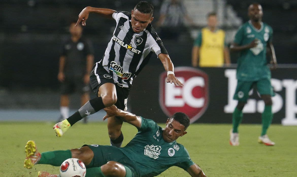 Botafogo empata com Boavista na abertura do Carioca