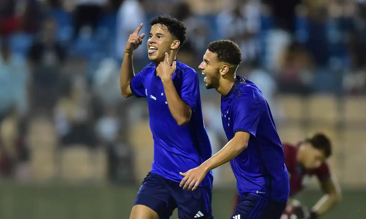 Cruzeiro, Flamengo, Coritiba e Aster chegam às quartas da Copinha