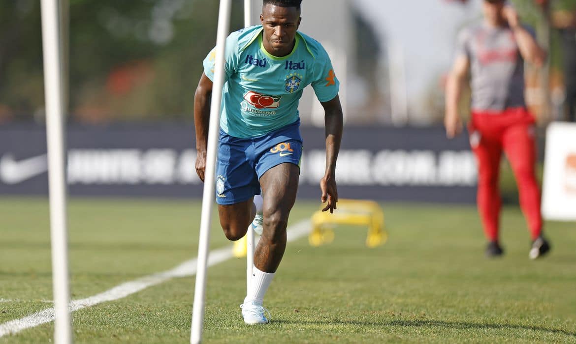 Brasil enfrenta Equador em busca de recuperação nas Eliminatórias