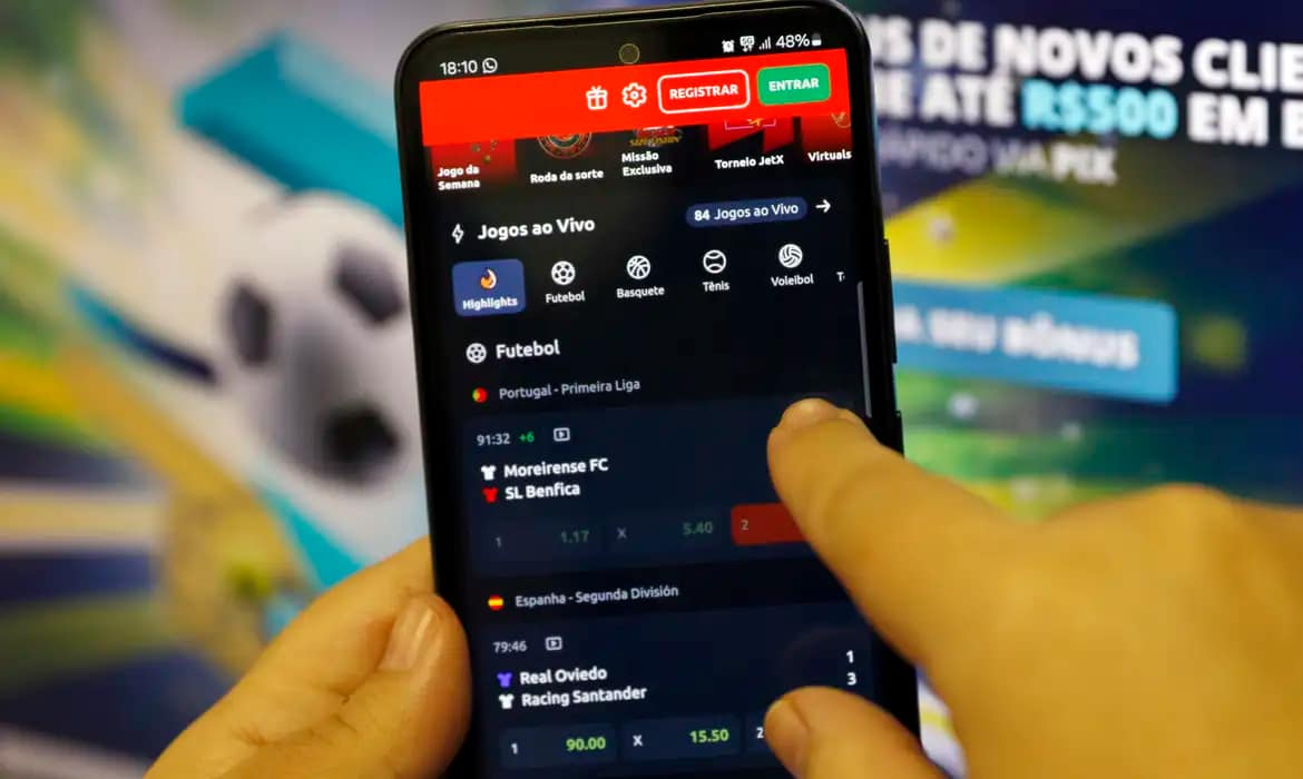 Anatel divulga lista com 2.027 páginas de bets a serem bloqueadas