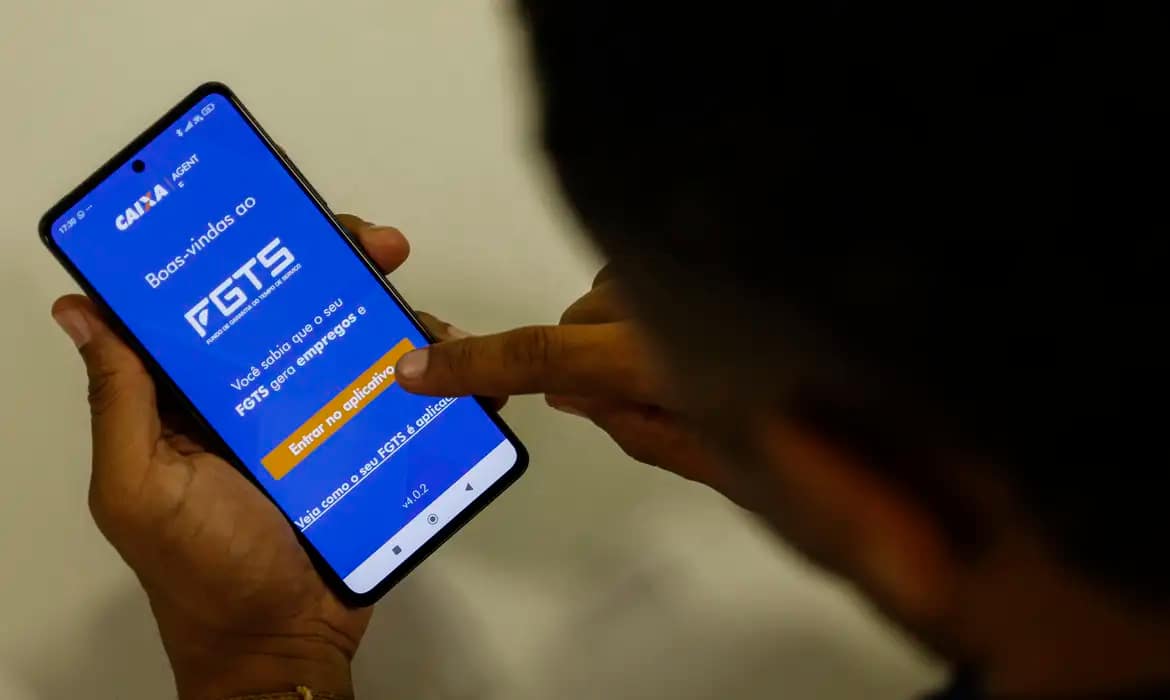 Governo vai liberar saldo do FGTS para quem optou por saque-aniversário