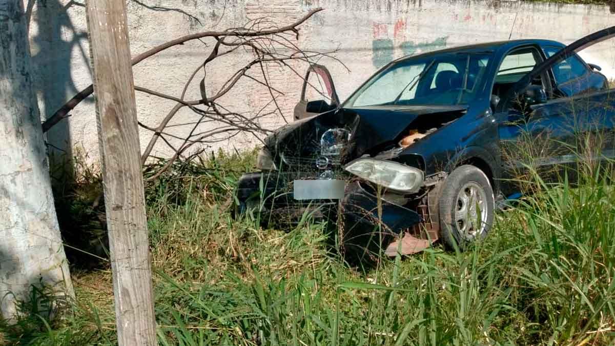 Três acidentes de trânsito movimentaram plantão do Corpo de Bombeiros