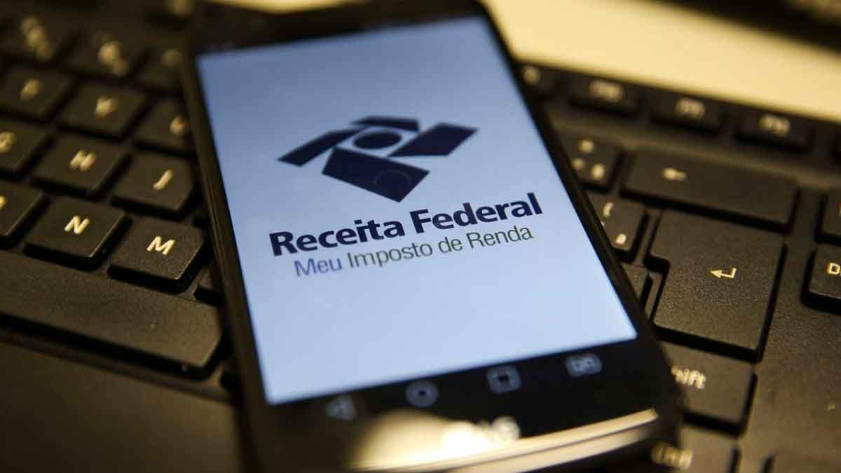 Envio de declarações do IR fica levemente abaixo da expectativa