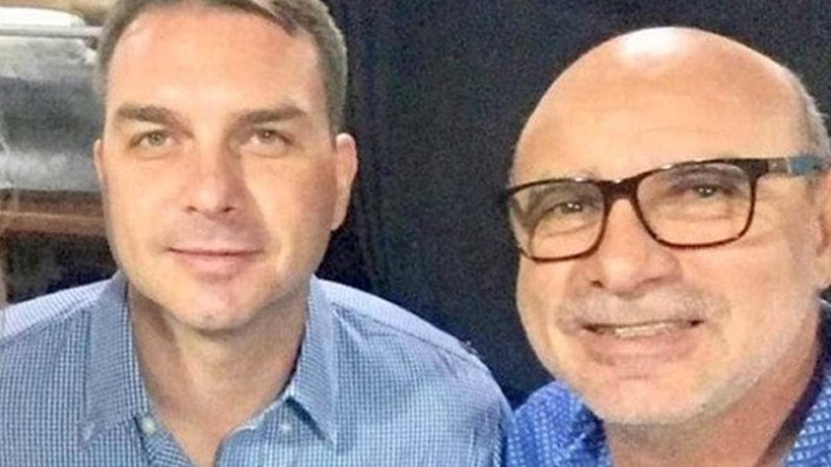 Ex-assessor de Flávio Bolsona é preso em São Paulo