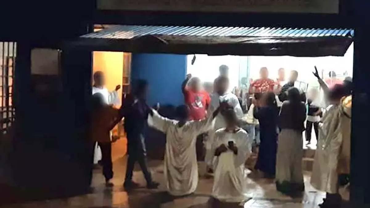 “Vamos morrer todos juntos” diz pastor de igreja flagrada com aglomeração na Capital|vídeo