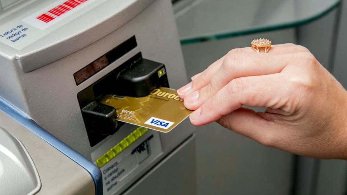 Prefeitura libera nesta sexta-feira salário de julho dos servidores municipais