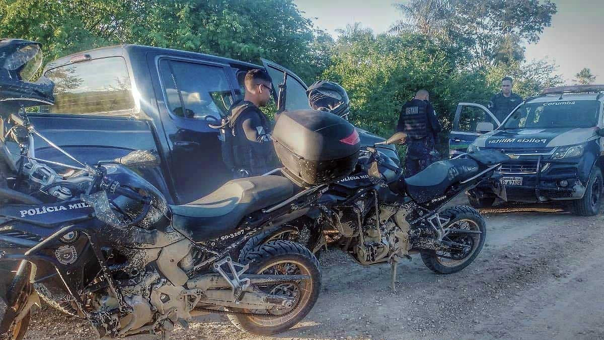 Após roubar caminhonete, bandidos trocam tiros com a Polícia na zona rural de Corumbá