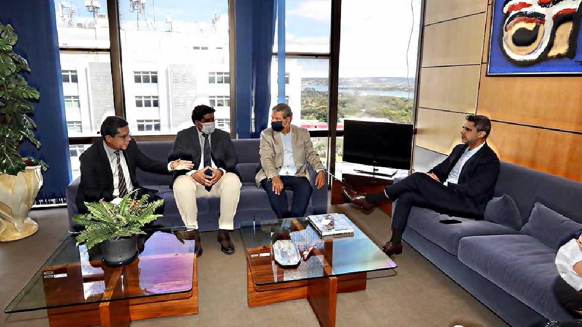 Em Brasília, vereador cobra da Anatel melhoria no serviço de internet em Corumbá