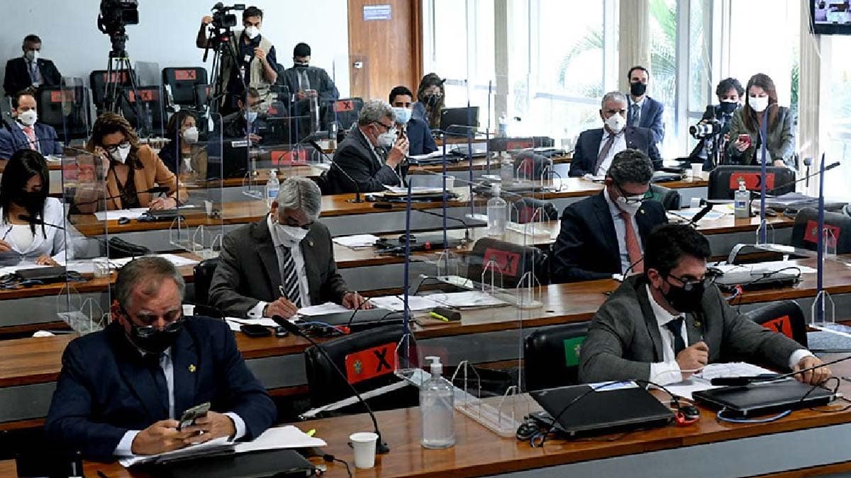 CPI pode convocar ex-cunhada de Bolsonaro que denunciou ‘rachadinha’