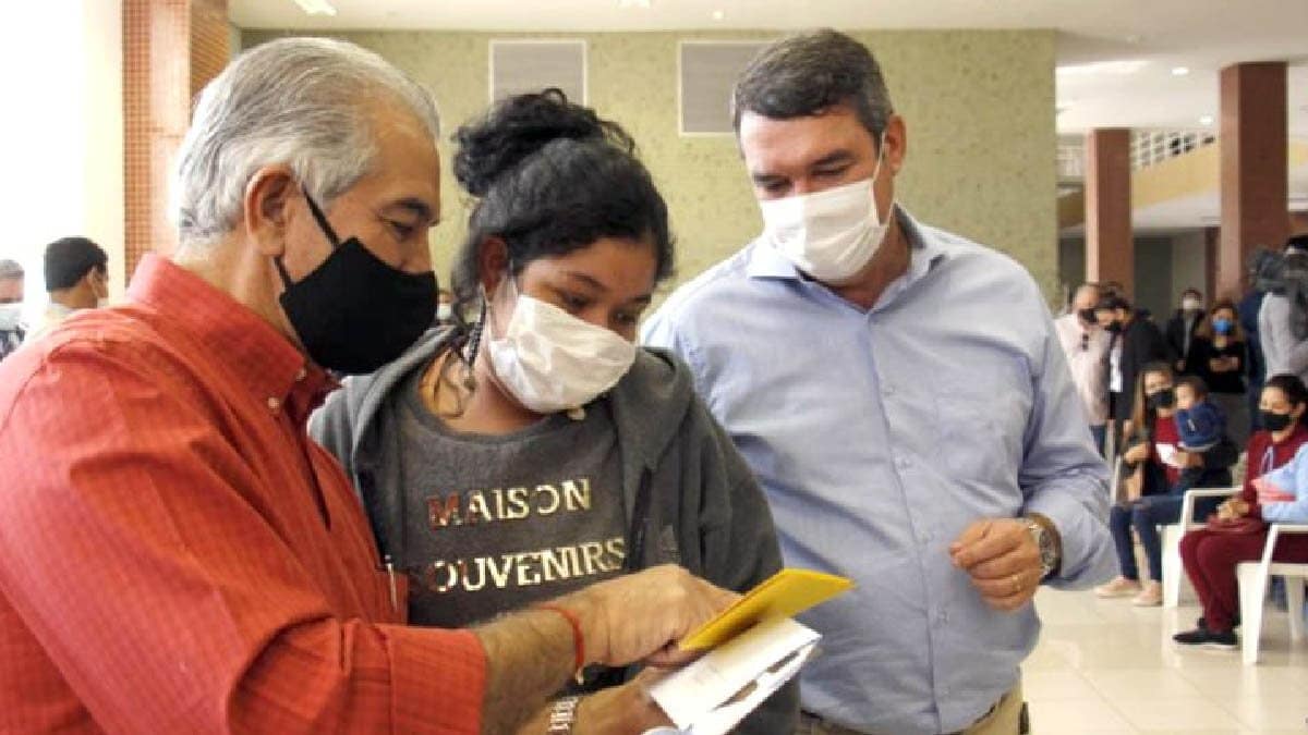 Mais de 30 mil famílias carentes já tiveram acesso ao cartão do “Mais Social”