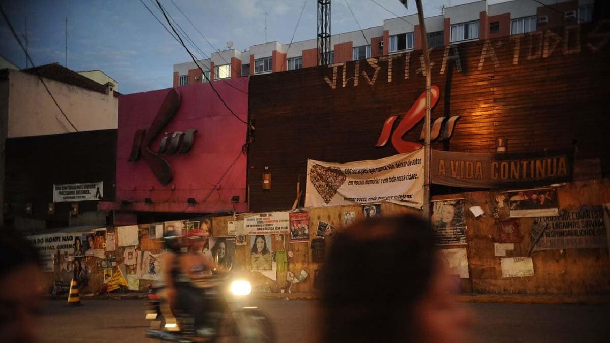 Oito anos após tragédia na Boate Kiss, caso vai a jurí nesta quarta