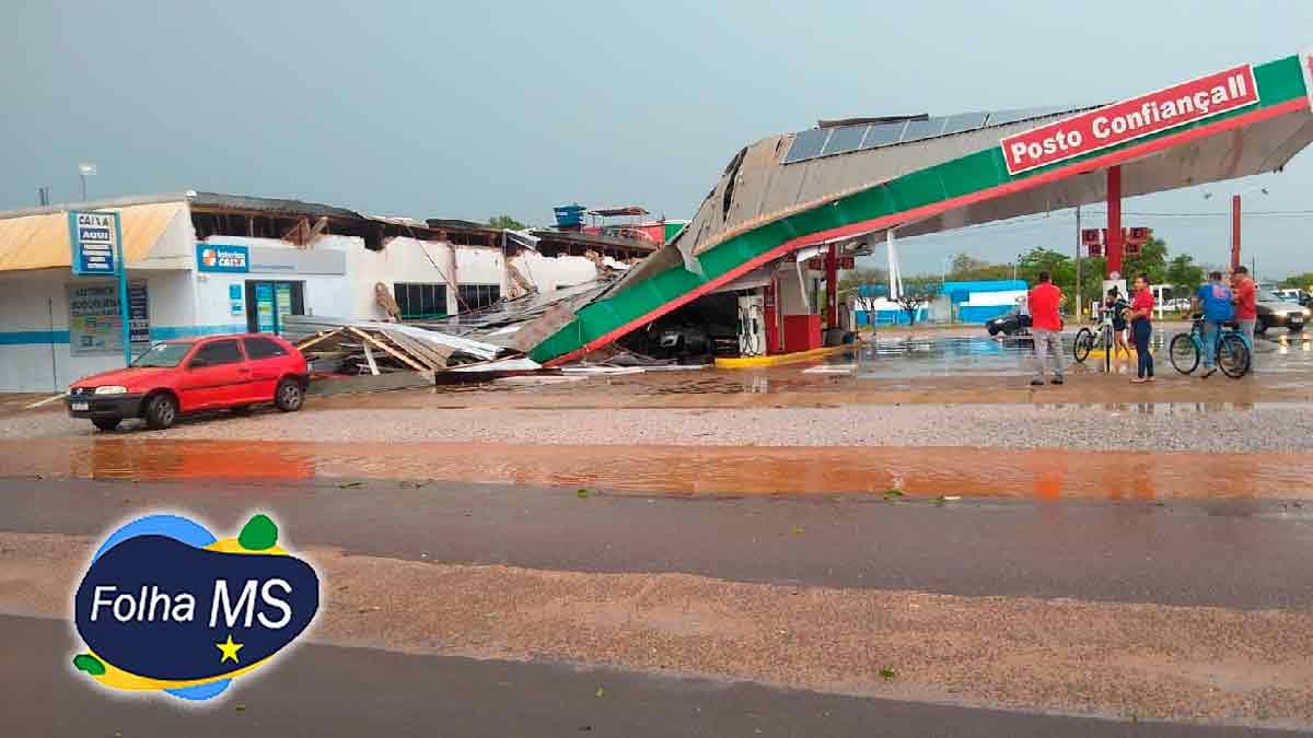 Vendaval destrói cobertura de posto de combustível em Bodoquena | vídeo