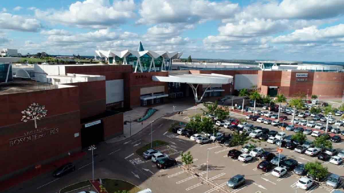 Funtrab seleciona candidatos para trabalhar no shopping Bosque dos Ipês em Campo Grande