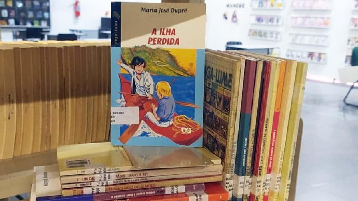 Exposição celebra 50 anos da coleção Vaga-Lume na Biblioteca Isaías Paim