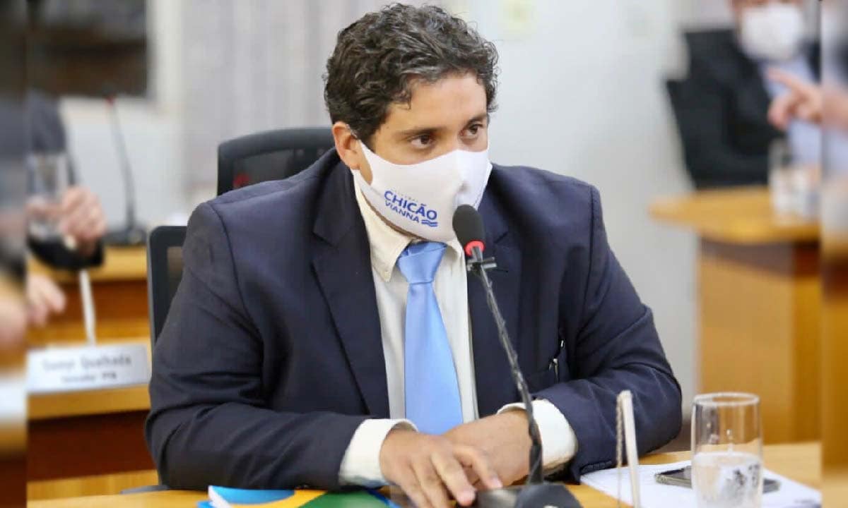 Vereador cobra detalhamento de contratos da Santa Casa e Secretaria de Saúde no Combate a Covid-19