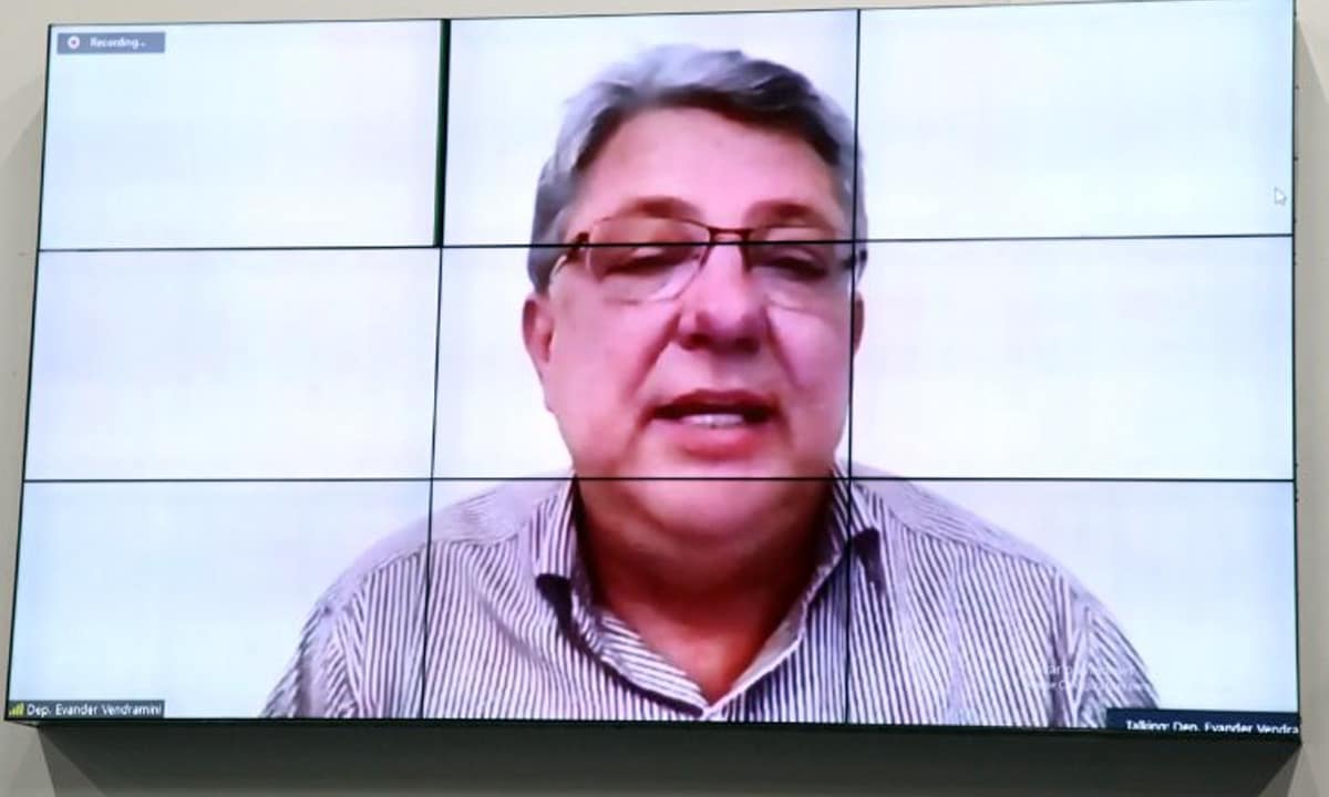 Evander cobra fiscalização na prestação de serviço de internet em Corumbá e Ladário