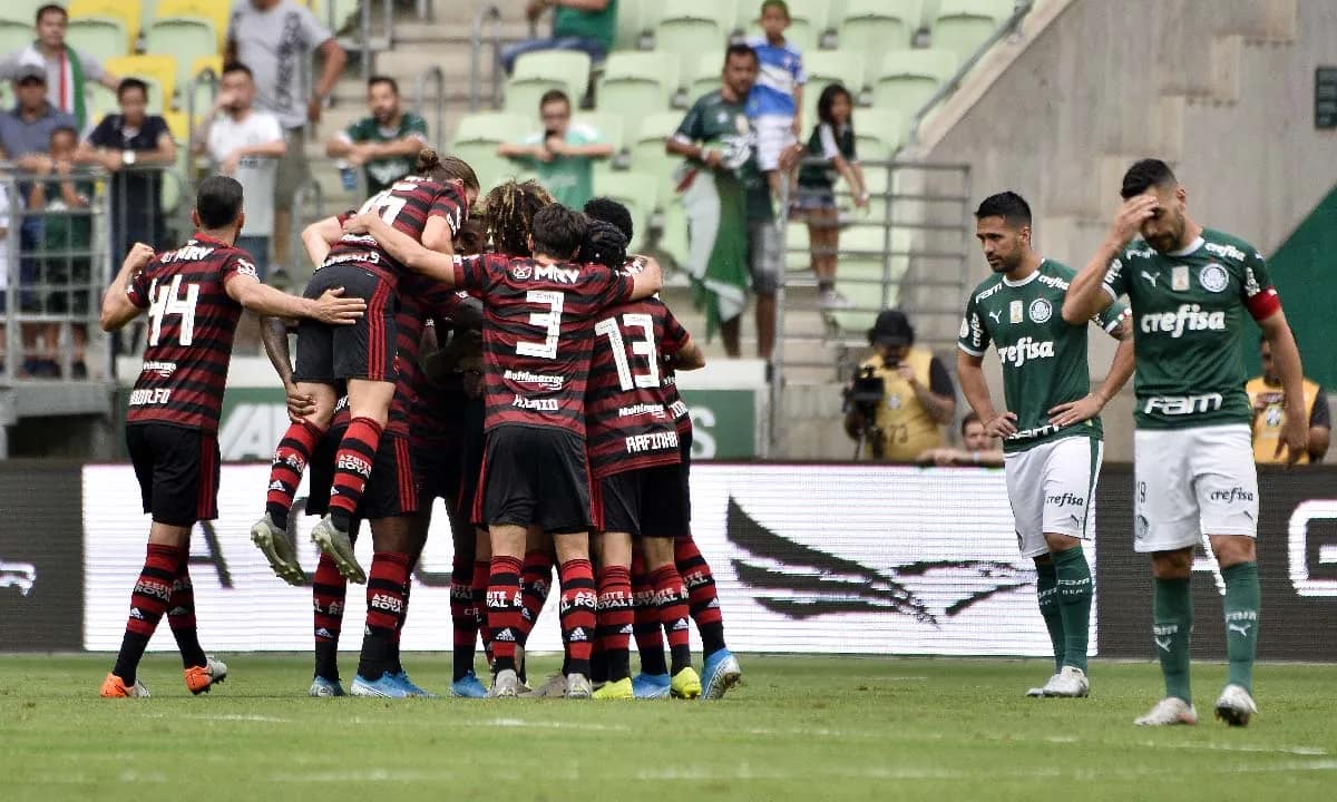 Flamengo vence Palmeiras