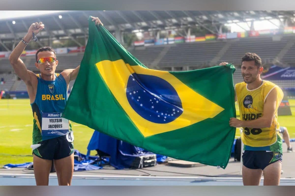 Yeltsin Jacques é ouro e recordista nos 1.500m T11 no Mundial de Atletismo Paralímpico