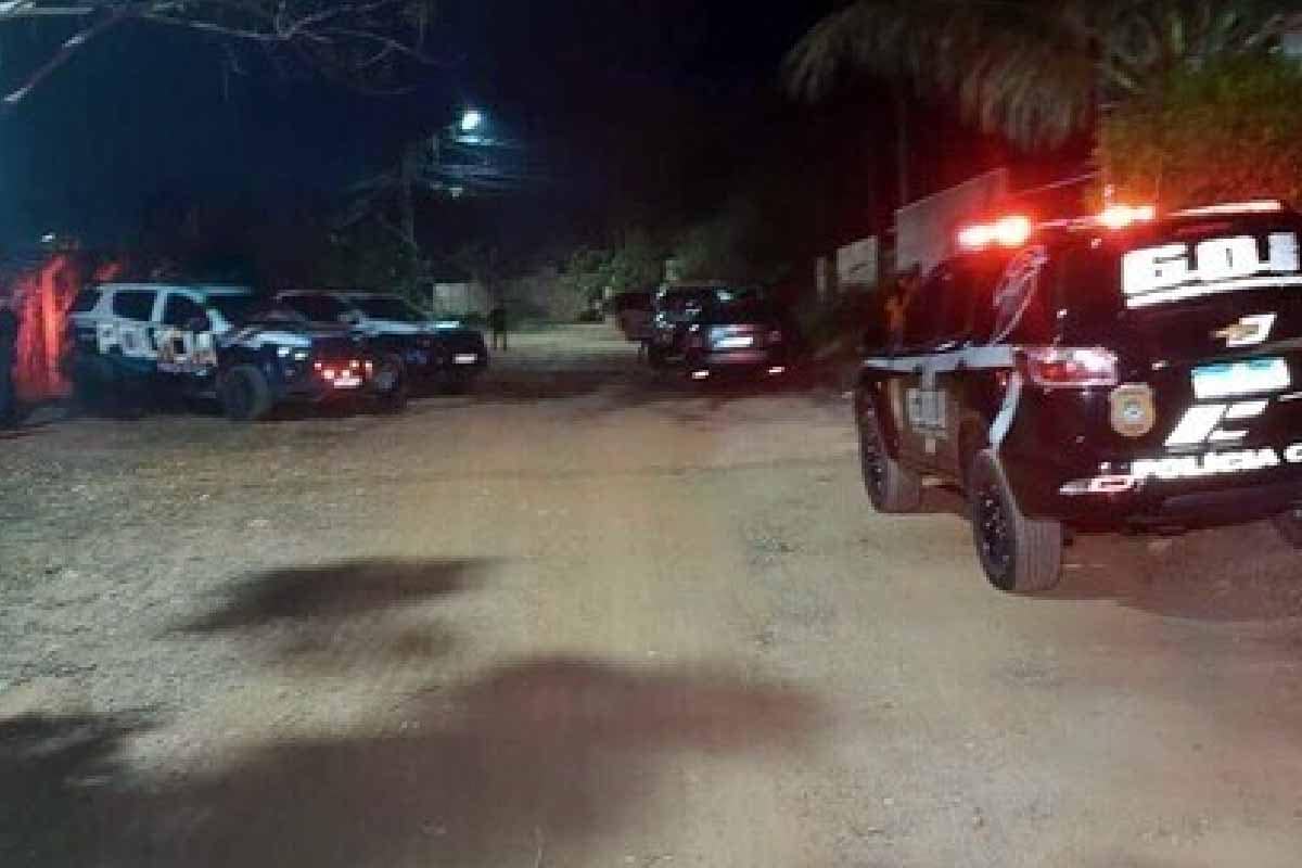 Mulher mata padrasto