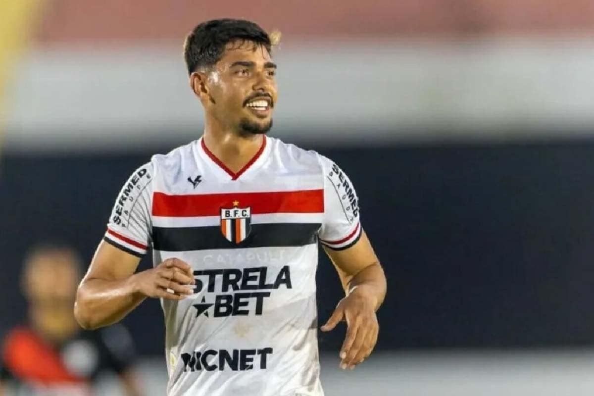 Finalista do Prêmio Puskas, jogador sul-mato-grossense vai atuar na Série A em 2024