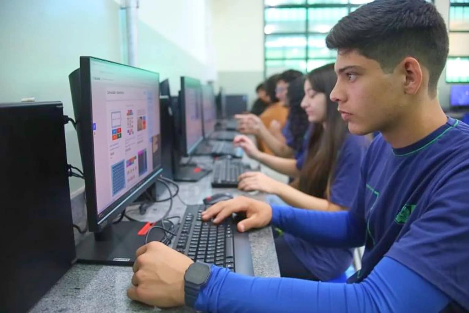 Pré-matrículas das escolas estaduais de MS para 2026 começam dia 3. Saiba como garantir sua vaga e as novidades para o próximo ano letivo.