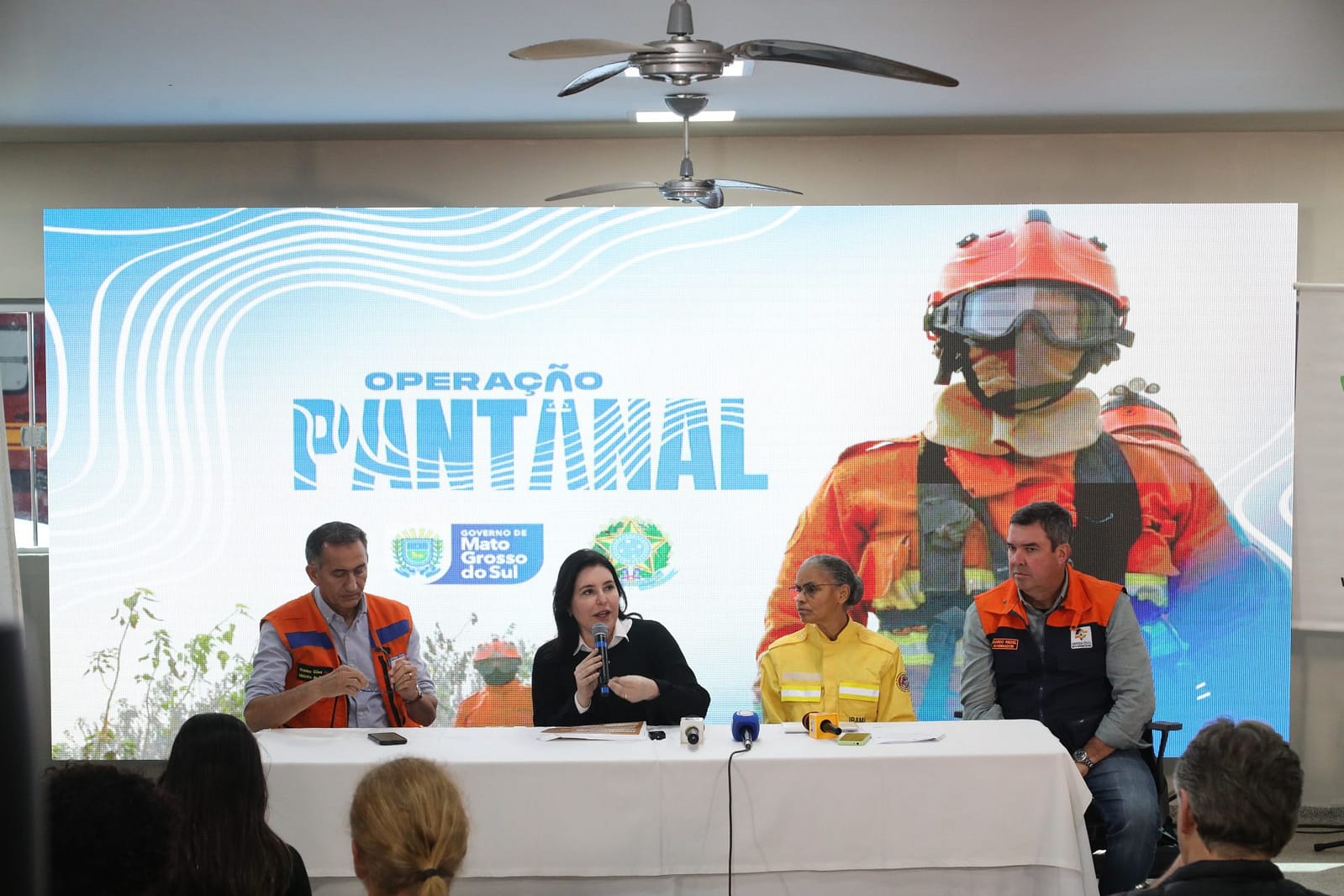 Parceria entre Governos Federal e MS assegura combate eficaz aos incêndios no Pantanal