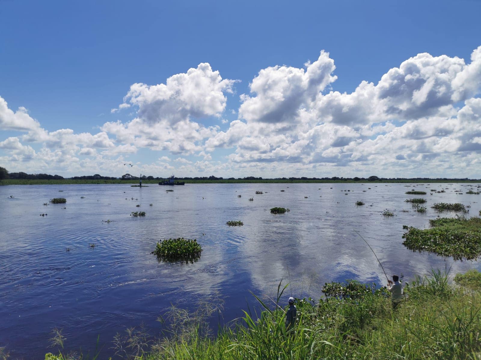 Terça-feira de sol com variação de nebulosidade em MS