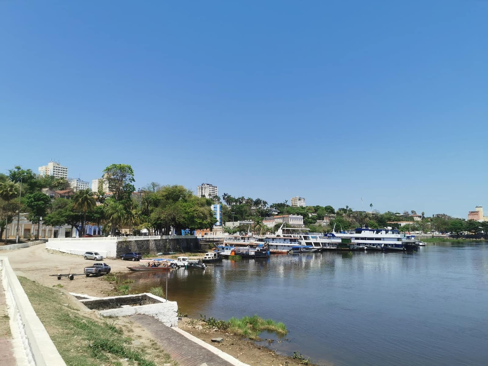 calor intenso com tempo seco e previsão de chuva em MS