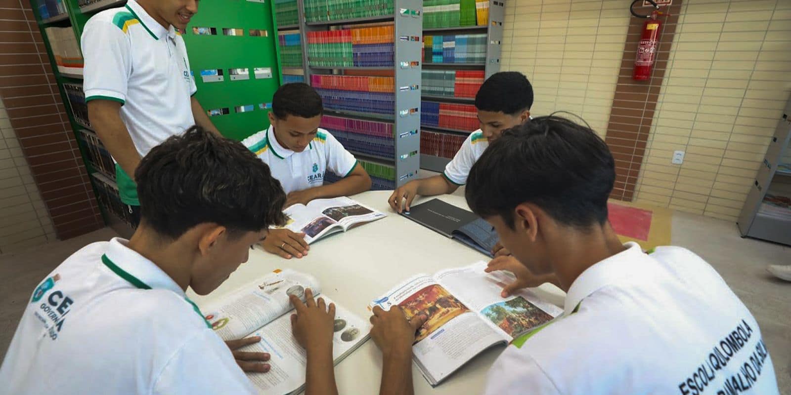 Pé-de-Meia inicia pagamento da 6ª parcela nesta segunda-feira; até 3,4 milhões de estudantes serão beneficiados