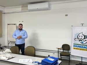 sala de vacina agosto 4 300x225 1