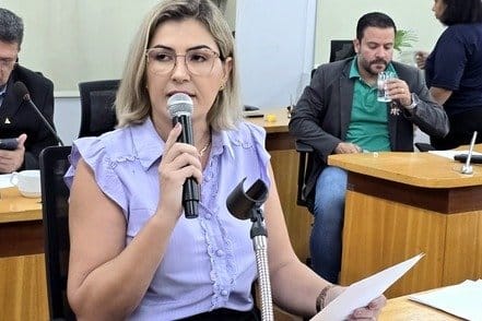Vereadora cobra justificativa do aumento da função urbanismo no 1º bimestre