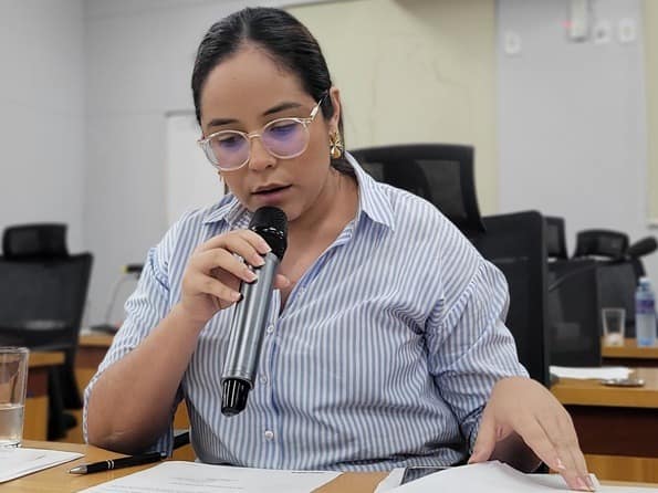 Vereadora Hanna cobra ações de combate à dengue e melhorias em áreas públicas de Corumbá
