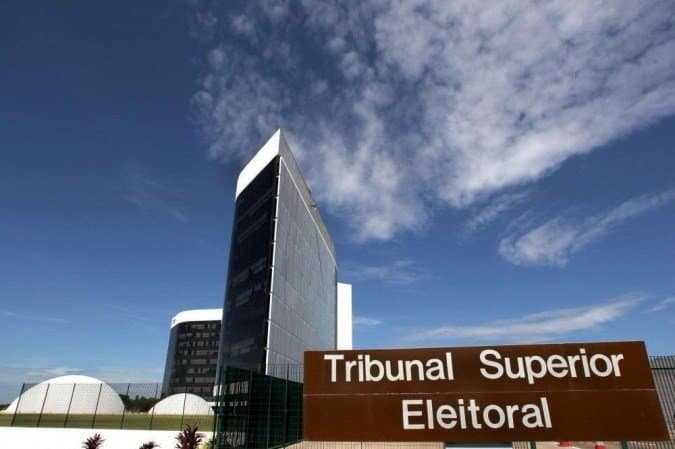TSE aprova resolução contra fake news nas eleições de 2022