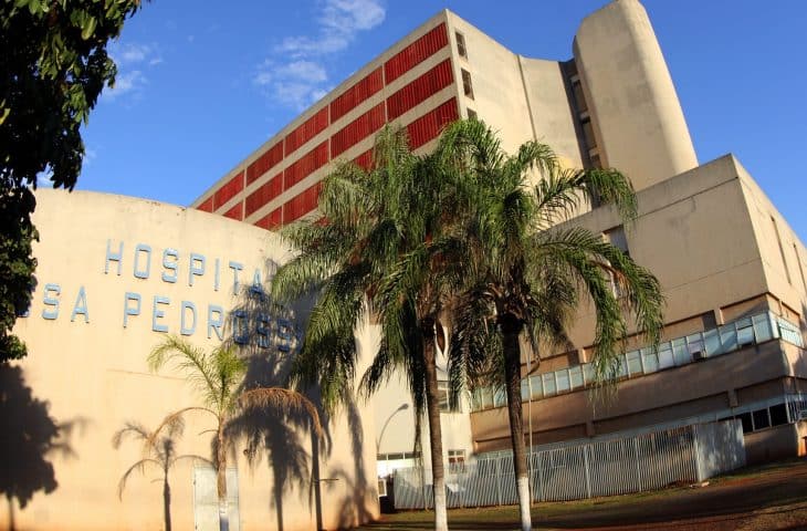 Mulher morre em troca de tiros com sargento da PM na BR-060 em Campo Grande