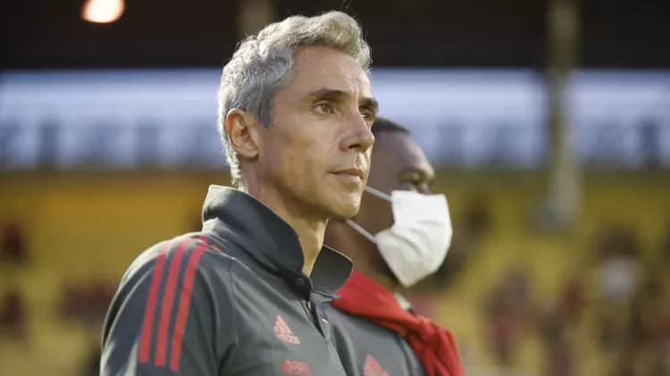 Marinho marca na estreia, e Flamengo vence em noite de Paulo Sousa.