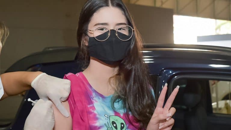 Campo Grande inicia aplicação de dose de reforço contra covid-19 em adolescentes de 12 a 17 anos