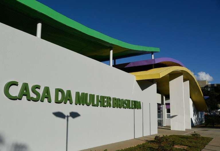 Na Capital, filho ameaça picar mãe em pedaços