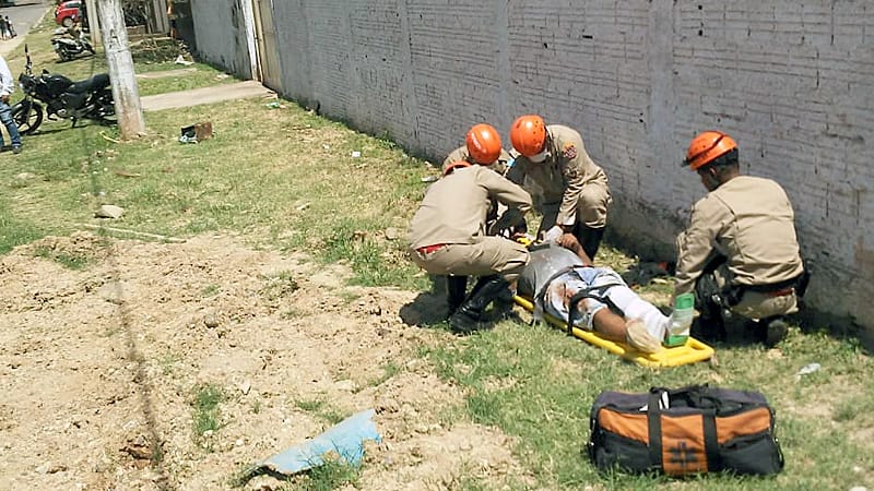 Motociclista é arremessado contra muro em colisão no Popular Nova
