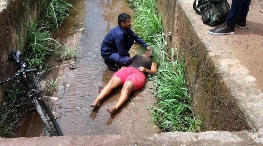 Bombeiros socorrem mulher que caiu em galeria no Cristo 