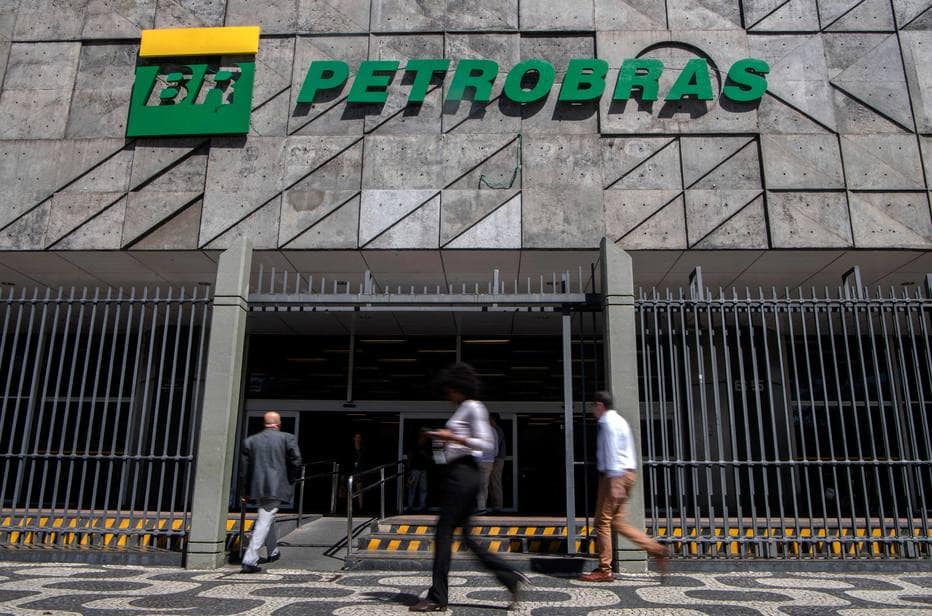 Petrobras anuncia novos reajustes da gasolina e do diesel