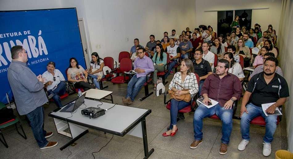Secretaria de Saúde reúne rede de atendimento para abordar o protocolo da Influenza