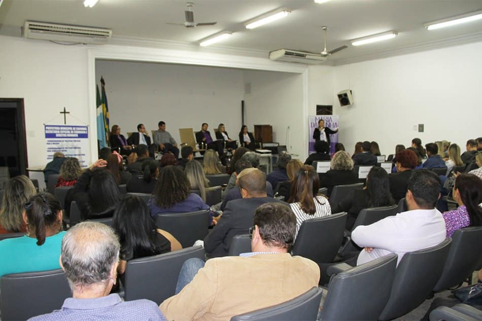 Agosto Lilás busca reduzir violência contra mulher