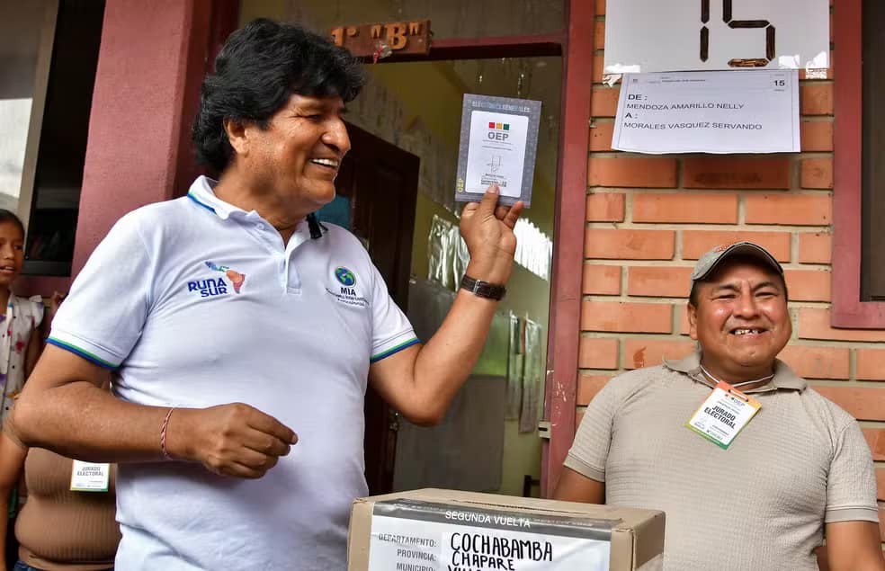 2025 10 19t160439z 1732534514 rc2xehasohfl rtrmadp 3 bolivia election