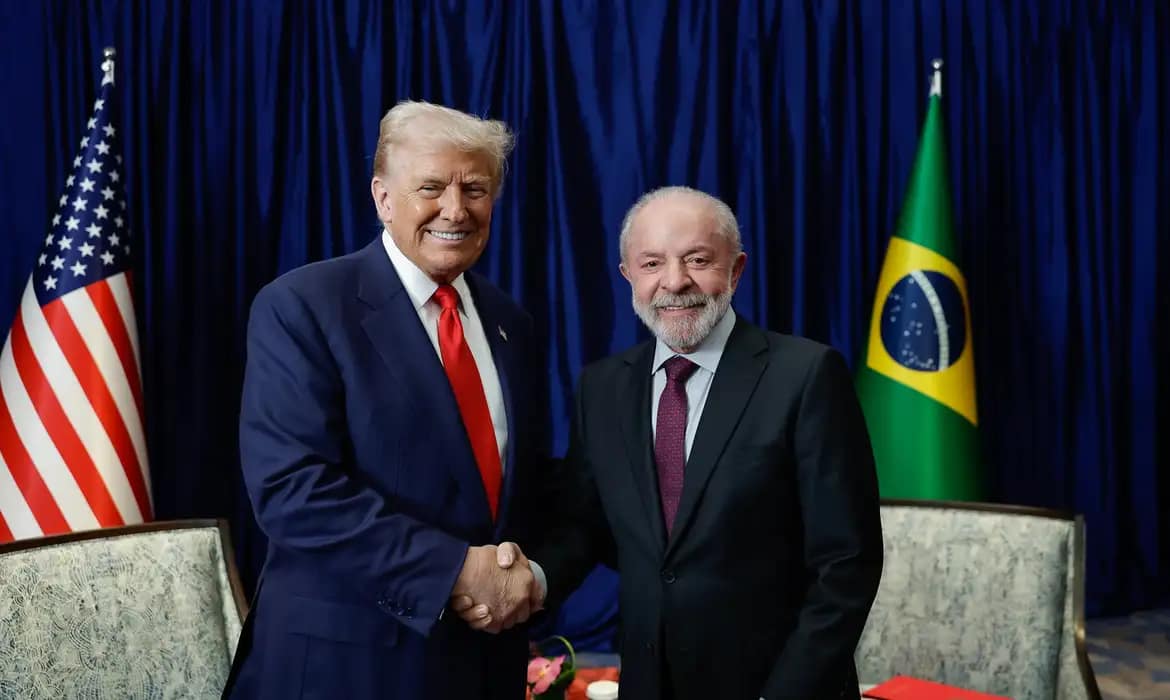 Trump cita Lula e revoga tarifa de 40% sobre café, carne e outros produtos brasileiros